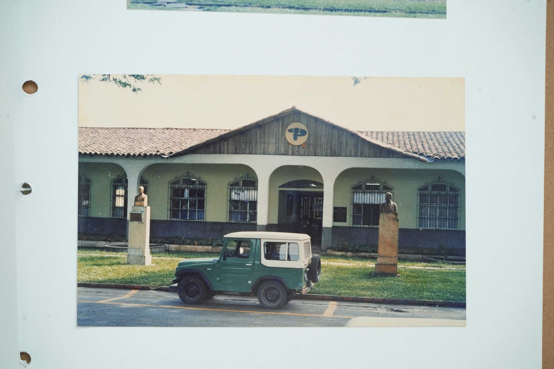 Cincuentenario y memoria institucional